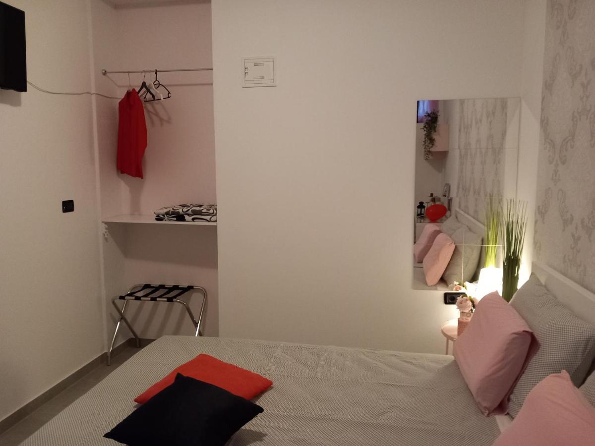 Room Ket พูลา ภายนอก รูปภาพ